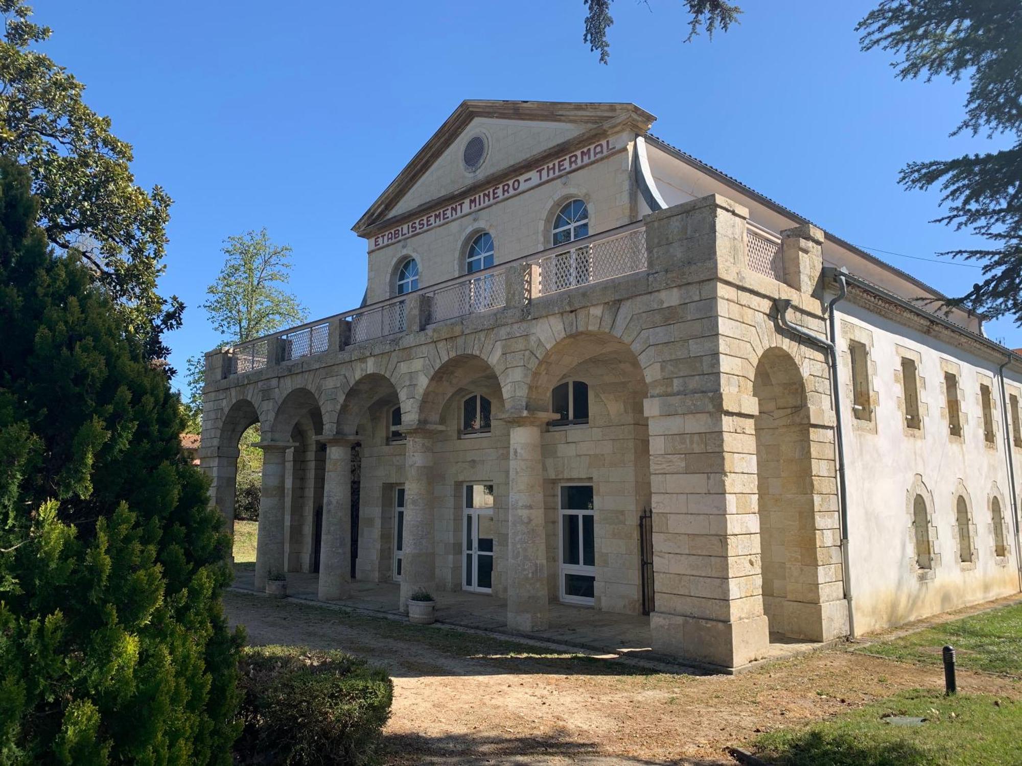 Residence "Les Fontaines" Des Thermes De Castéra-Verduzan Exterior foto